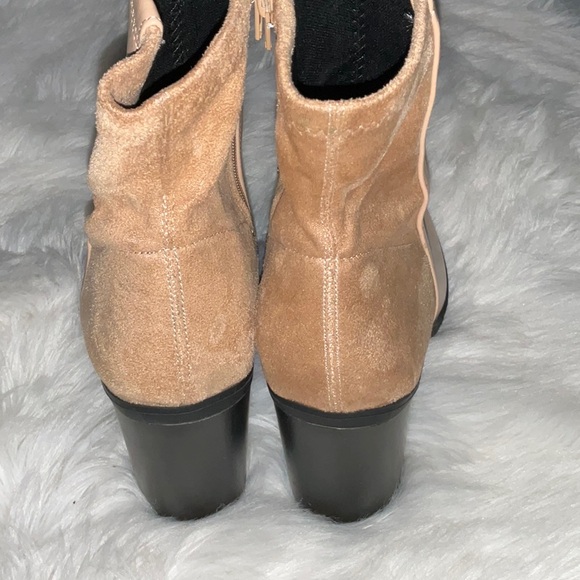 TRIUMPH BLOCK HEEL ANKLE BOOTS - Picture 6 of 10